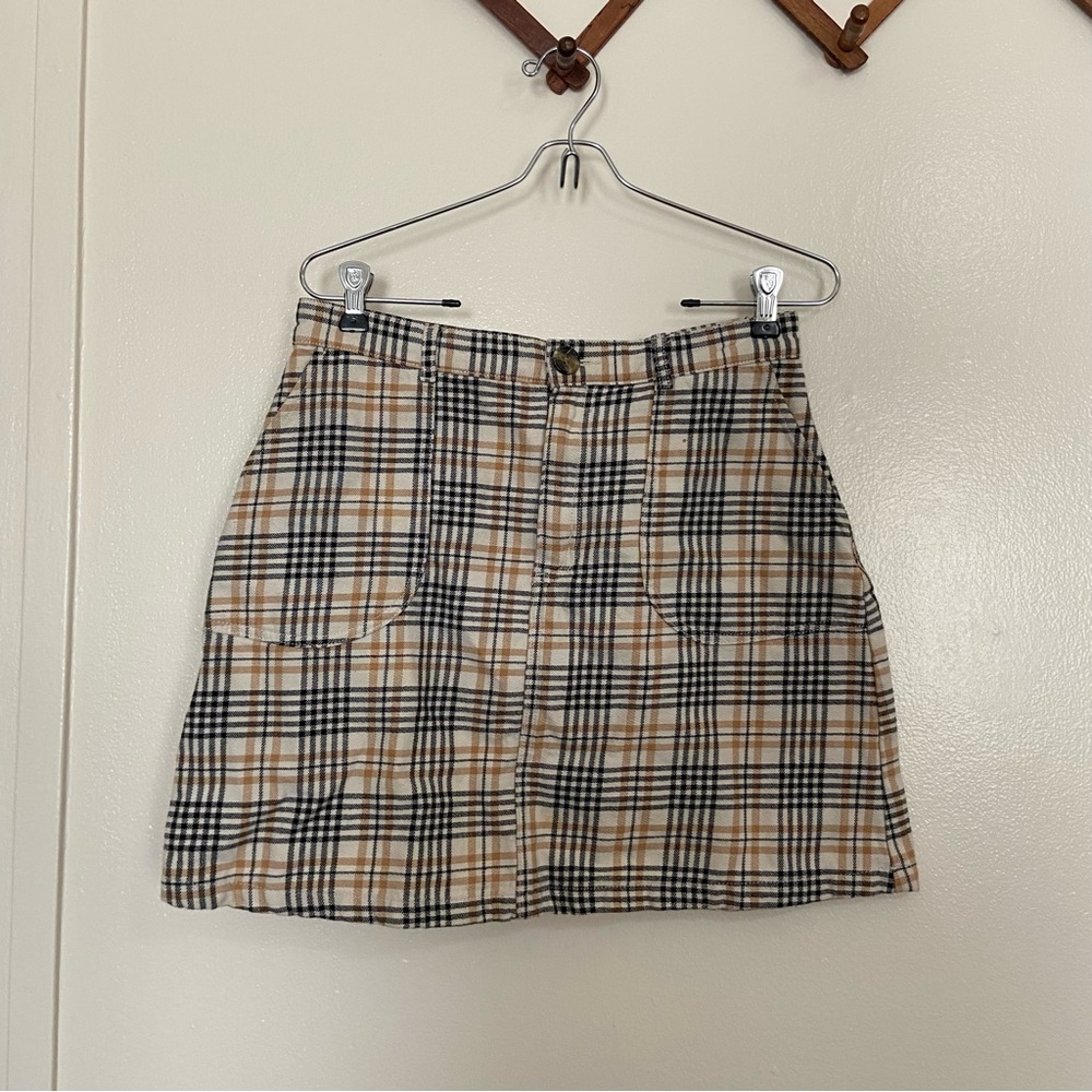 Plaid Mini Skirt - Black and Cream